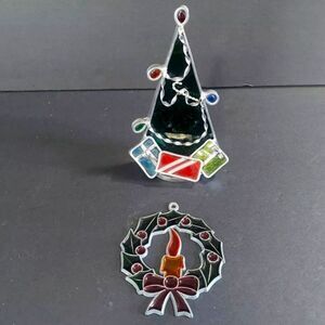 Vintage Pair Two Leaded Stained Glass Sun Catcher Christmas Wreath Ornament Tree
